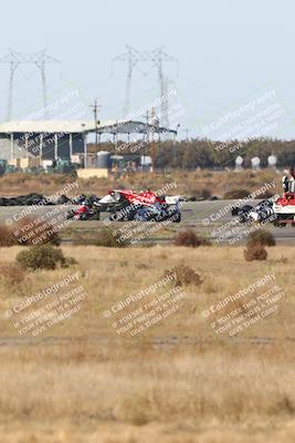 media/Nov-16-2024-CalClub SCCA (Sat) [[641f3b2761]]/Group 2/Race (Outside Grapevine)/